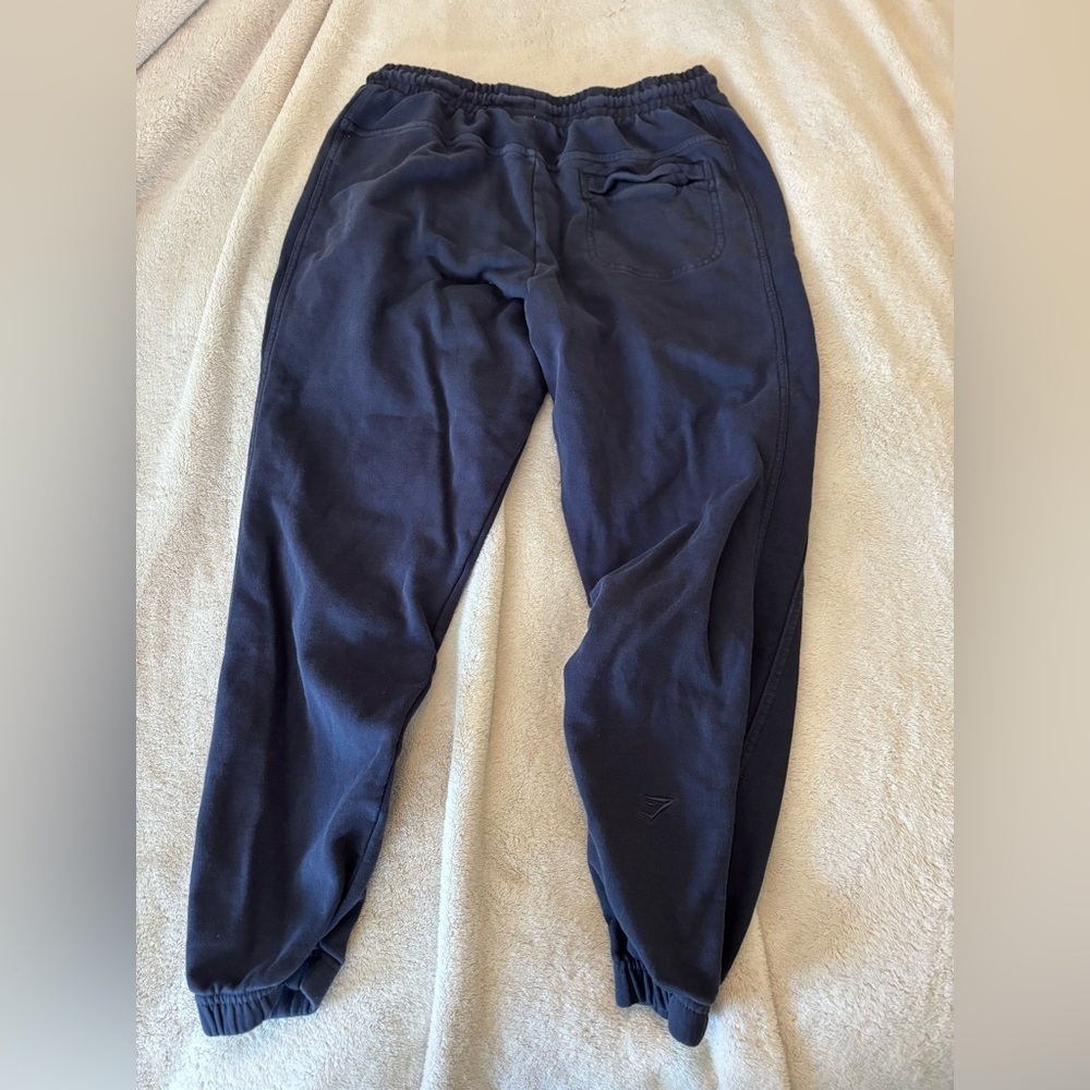Gymshark Joggers Sweatpants, Navy, Men’s Size Large, back pocket, 100% cotton - Picture 3 of 6